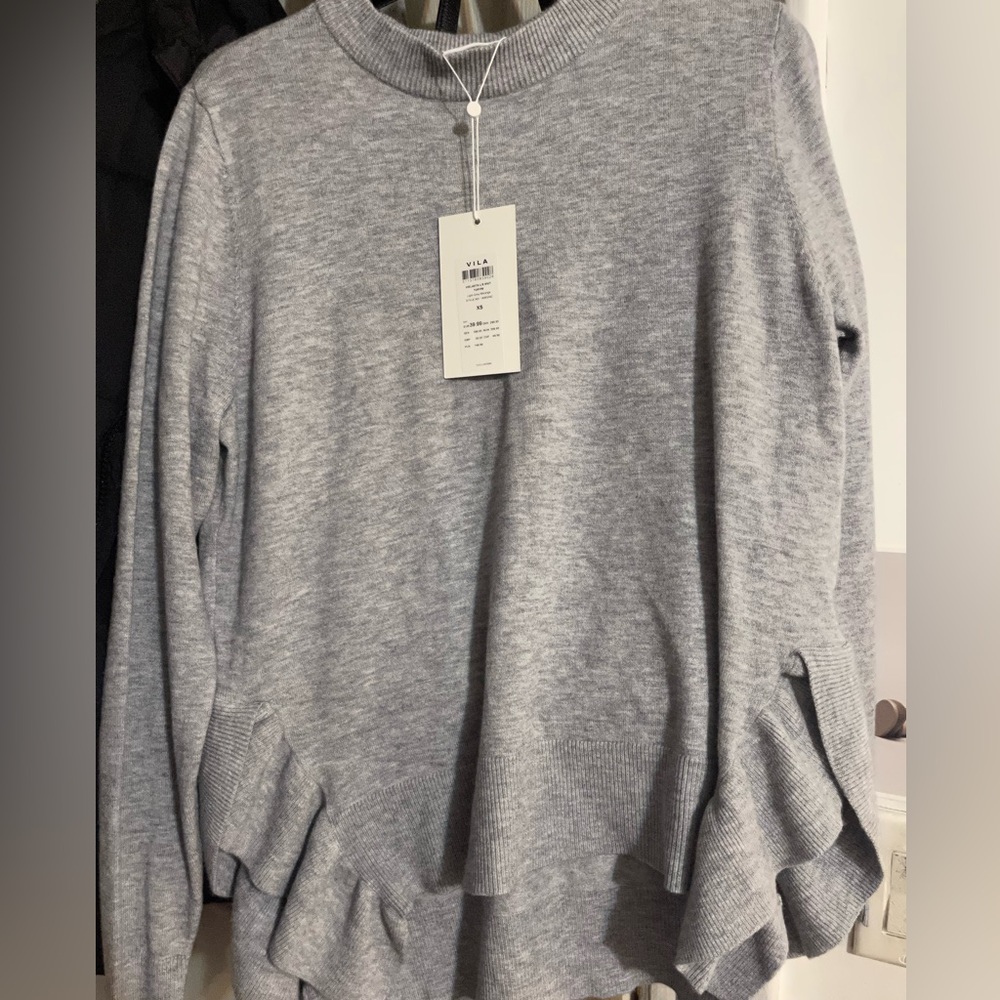 NWT women’s maternity long sleeve sweater